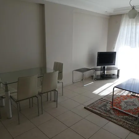 Apartamento 2+1 Deniz Manzarali Havuzlu Alanya