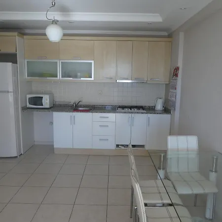 2+1 Deniz Manzarali Havuzlu Alanya