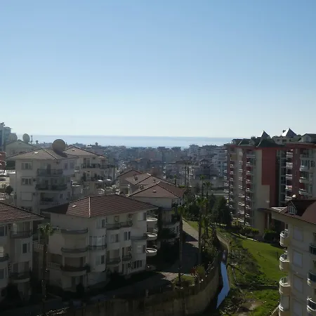 Apartamento 2+1 Deniz Manzarali Havuzlu